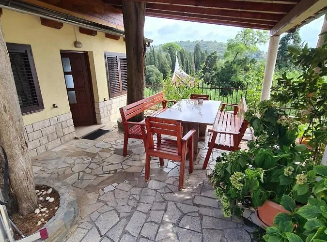 Apartma Z Dvema Spalnicama In Teraso Daire *