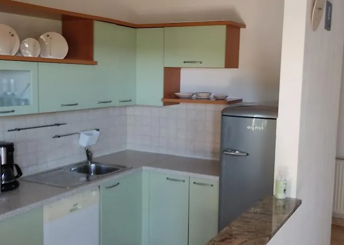 Apartma Z Dvema Spalnicama In Teraso Portorož